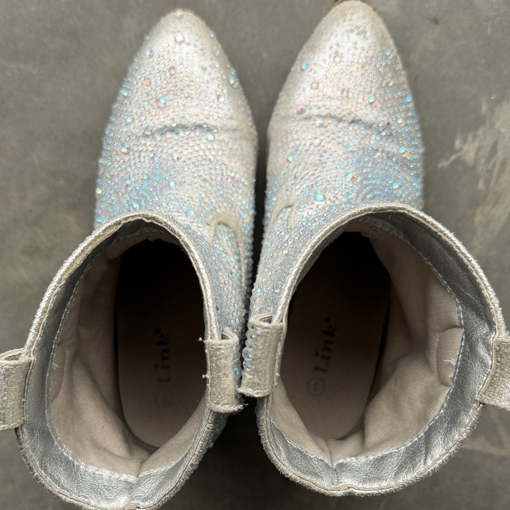 Girls sparkly boots size 1